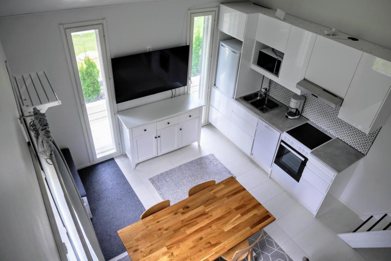 Cozy 4 Person Guesthouse On Quiet Residential Area Оулу Экстерьер фото